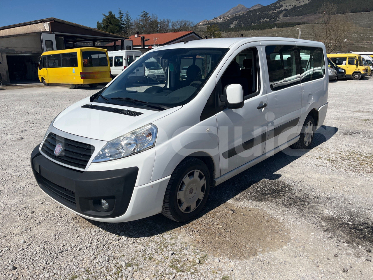 Fiat Scudo - Microbuz, Transport persoane: Foto 4 Fiat Scudo - Microbuz, Transport persoane: Foto 4