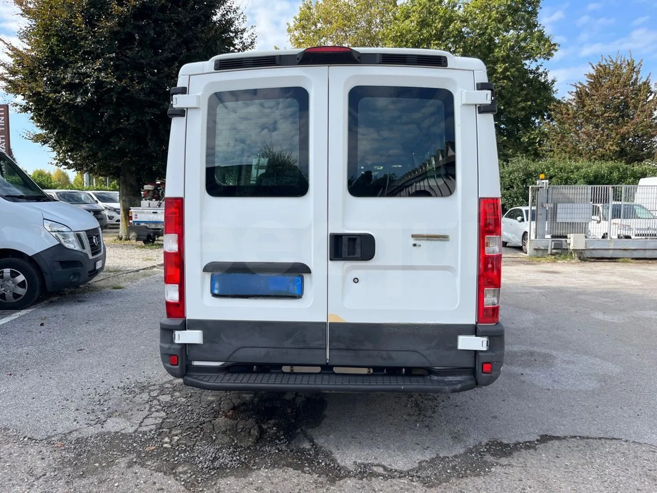 Iveco Daily - Microbuz, Transport persoane: Foto 5 Iveco Daily - Microbuz, Transport persoane: Foto 5