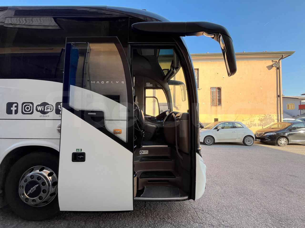 Autocar Iveco Magelys: Foto 15
