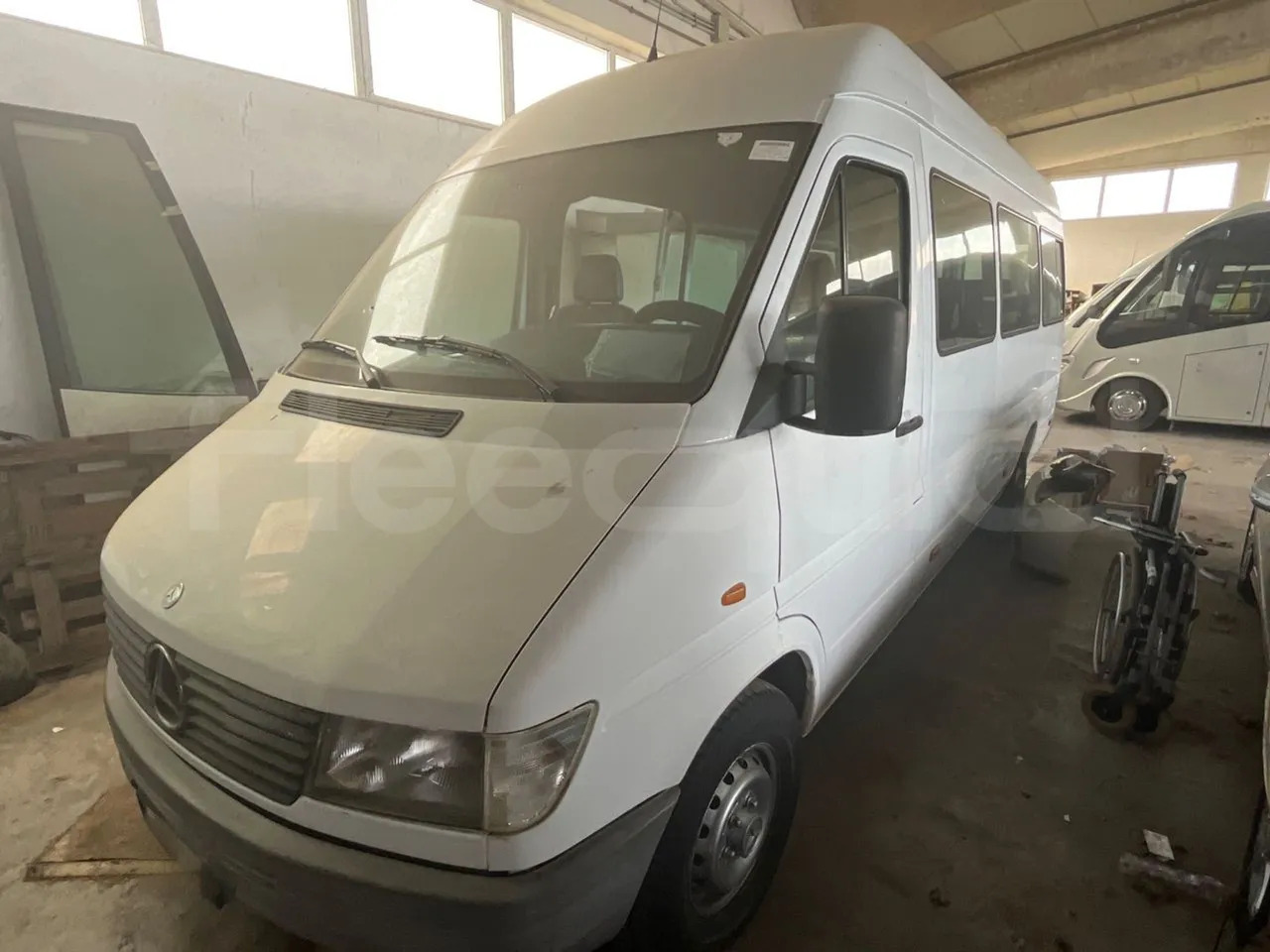 Mercedes-Benz Sprinter - Microbuz, Transport persoane: Foto 4 Mercedes-Benz Sprinter - Microbuz, Transport persoane: Foto 4