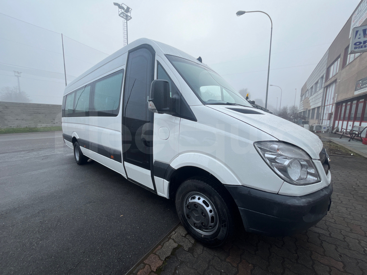 Mercedes-Benz Sprinter - Microbuz, Transport persoane: Foto 1 Mercedes-Benz Sprinter - Microbuz, Transport persoane: Foto 1