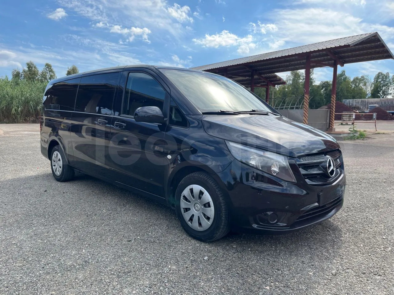 Mercedes-Benz Vito Tourer - Microbuz, Transport persoane: Foto 1 Mercedes-Benz Vito Tourer - Microbuz, Transport persoane: Foto 1