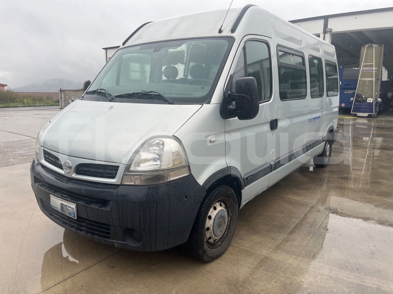Nissan Interstar - Microbuz, Transport persoane: Foto 3 Nissan Interstar - Microbuz, Transport persoane: Foto 3