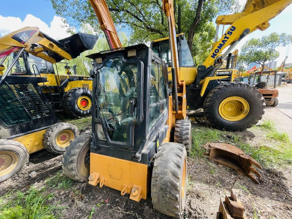 CASE SR250 - Mini încărcător: Foto 5 CASE SR250 - Mini încărcător: Foto 5