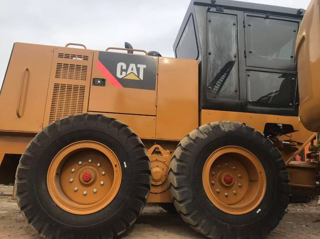 Autogreder CAT 140k: Foto 1
