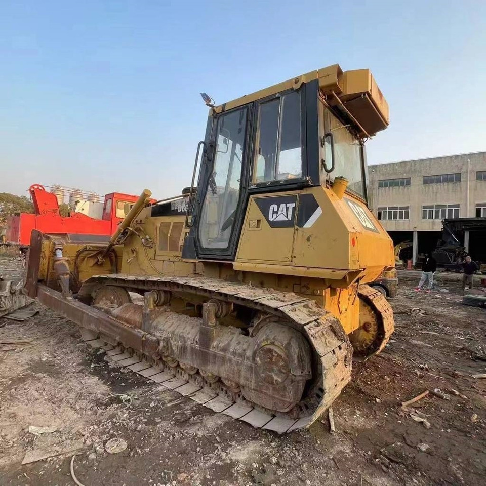 CAT D 6 G - Buldozer: Foto 2 CAT D 6 G - Buldozer: Foto 2