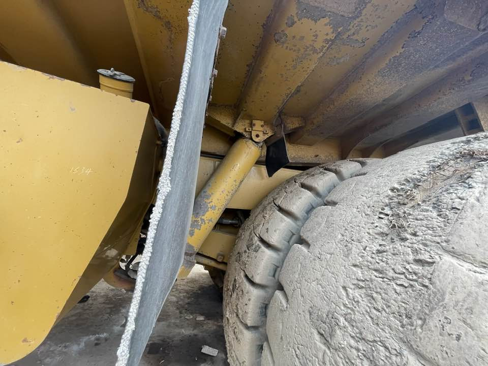 Caterpillar Cat 773f - Camion minier: Foto 2 Caterpillar Cat 773f - Camion minier: Foto 2