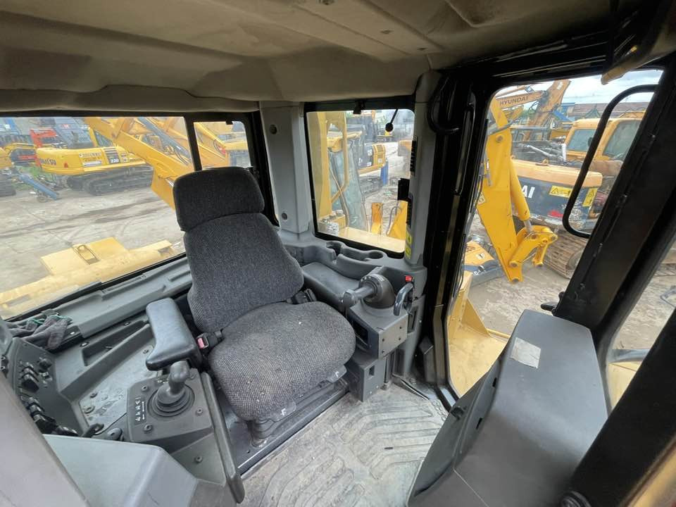 Caterpillar D8T - Buldozer: Foto 3 Caterpillar D8T - Buldozer: Foto 3