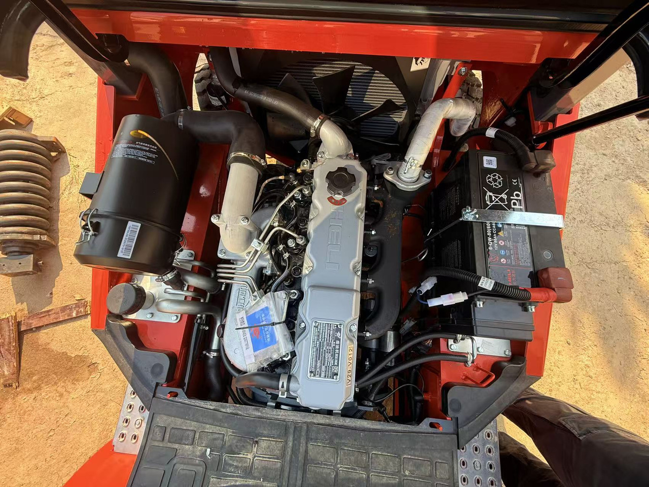 Heli CPC35 - Stivuitor diesel: Foto 3 Heli CPC35 - Stivuitor diesel: Foto 3