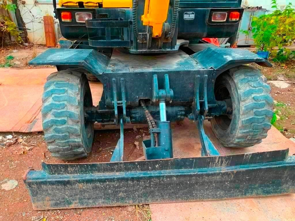 Hyundai Robex 60 W-7 - Excavator pe roţi: Foto 4 Hyundai Robex 60 W-7 - Excavator pe roţi: Foto 4