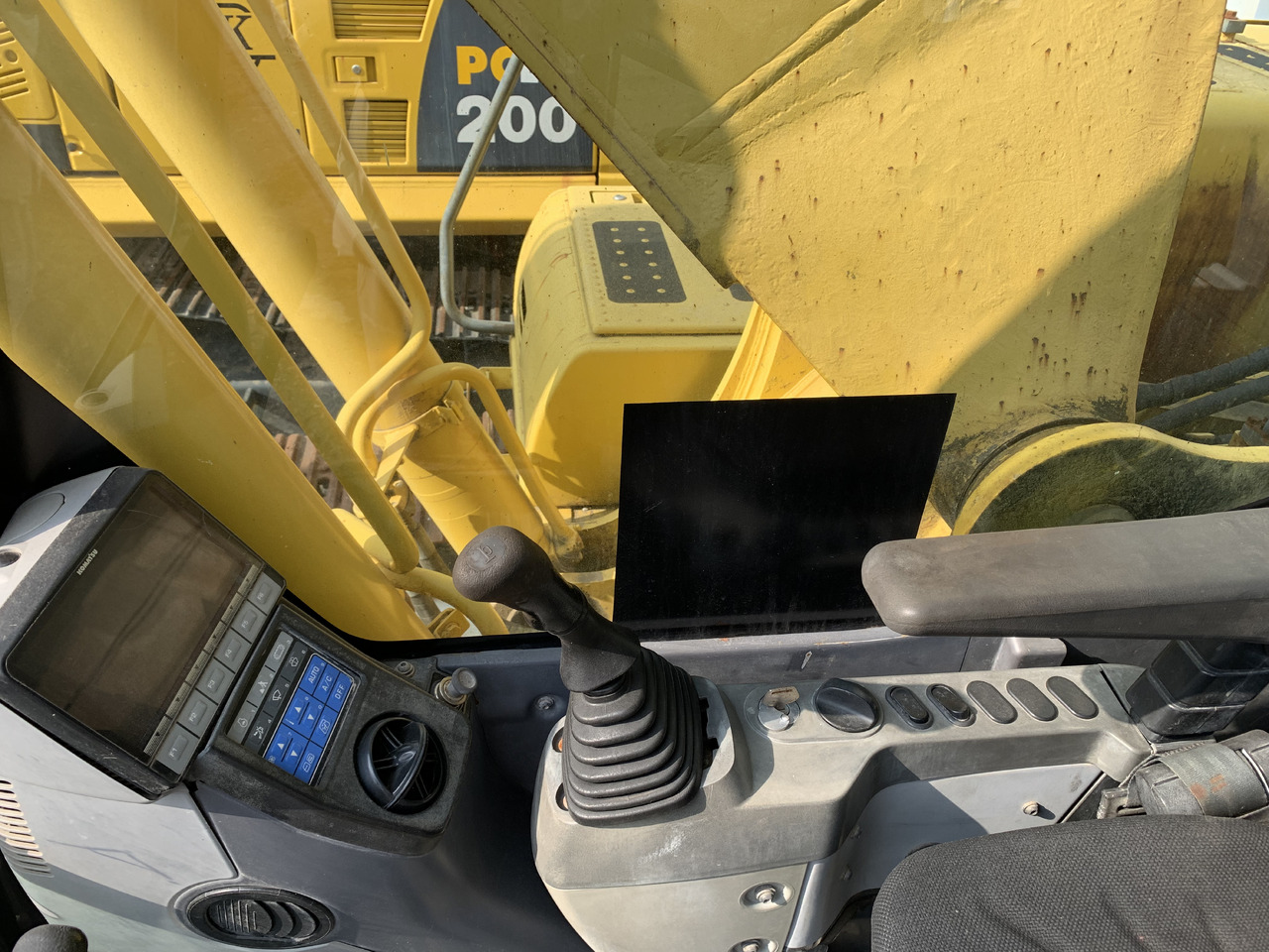KOMATSU PC240 - Excavator pe şenile: Foto 5 KOMATSU PC240 - Excavator pe şenile: Foto 5
