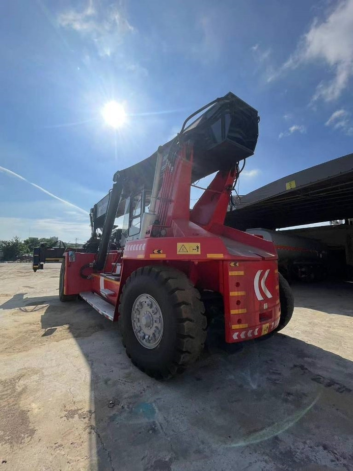 Kalmar DRF 450-650S5 - Macara tot teren: Foto 5 Kalmar DRF 450-650S5 - Macara tot teren: Foto 5