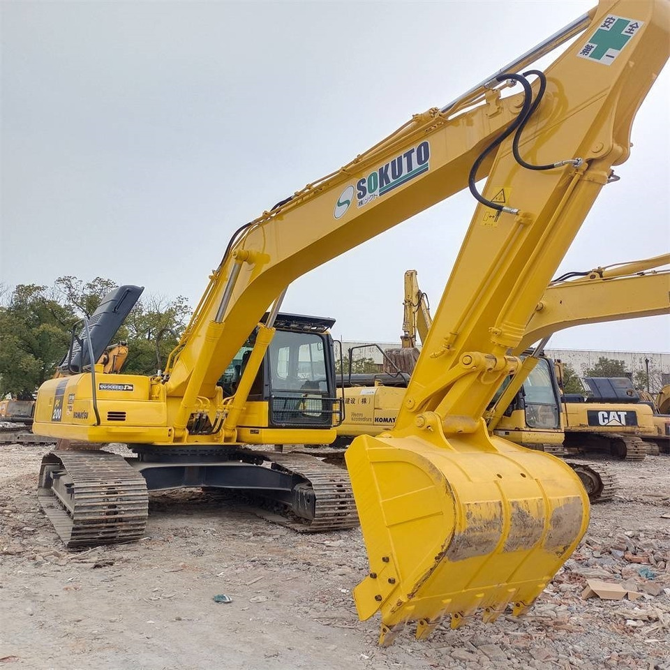Komatsu PC 200 - Excavator pe şenile: Foto 2 Komatsu PC 200 - Excavator pe şenile: Foto 2