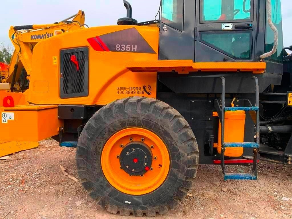 Liugong 835 H - Încărcător pe şenile: Foto 5 Liugong 835 H - Încărcător pe şenile: Foto 5