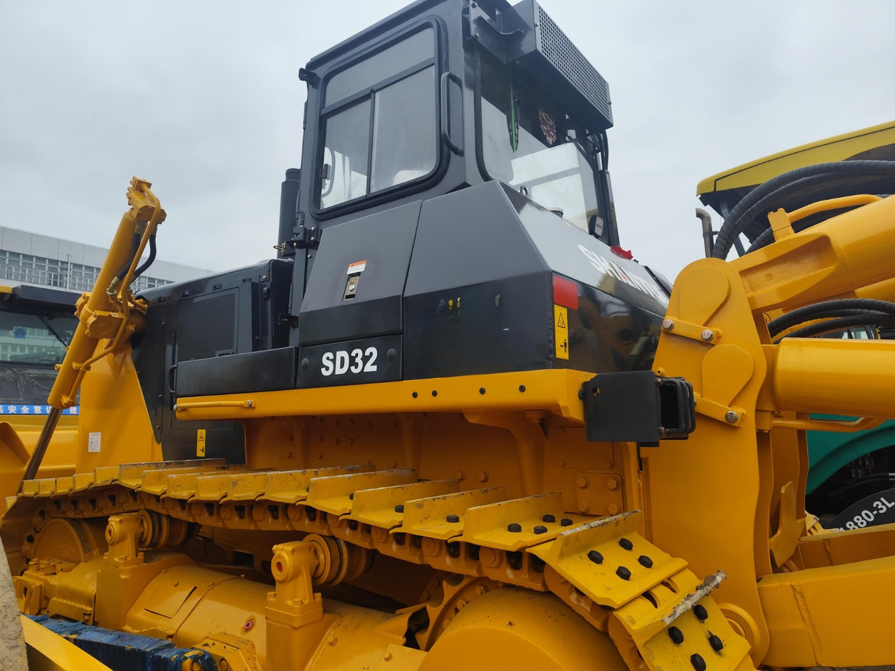 SHANTUI SD32 - Buldozer: Foto 2 SHANTUI SD32 - Buldozer: Foto 2
