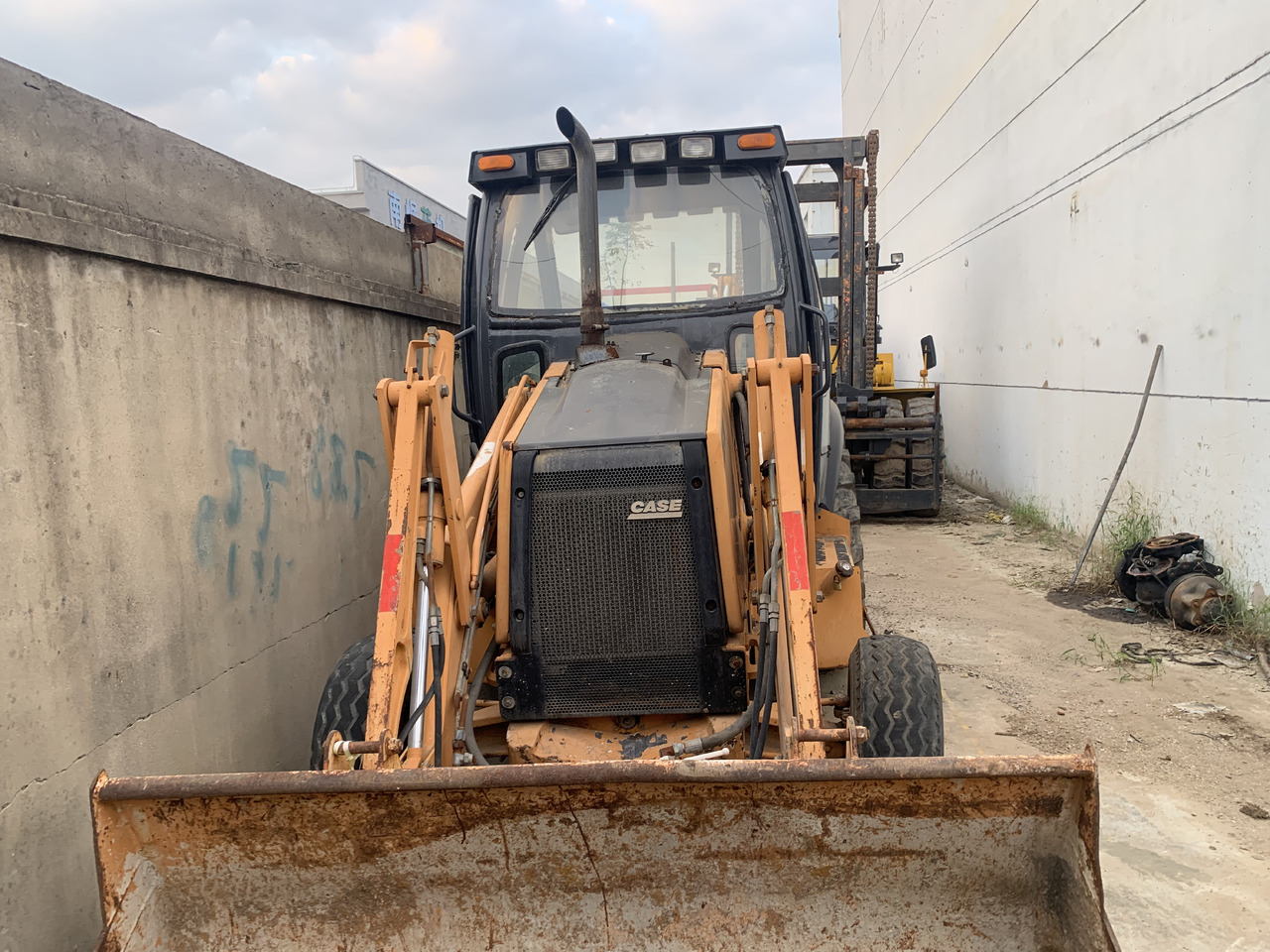 Case 580M - Buldoexcavator: Foto 2 Case 580M - Buldoexcavator: Foto 2