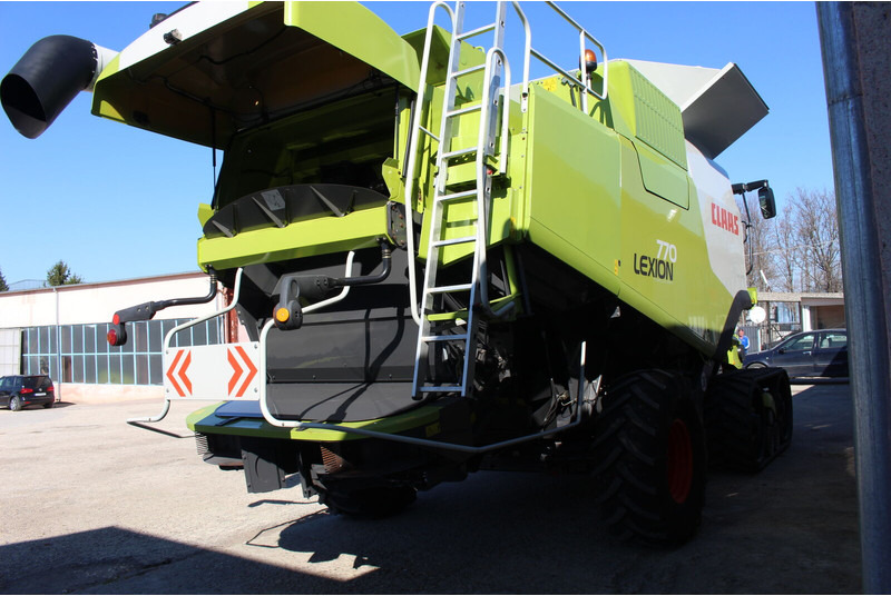 Combină de recoltat cereale pentru transport de produselor alimentare Claas Lexion 770 TT: Foto 15