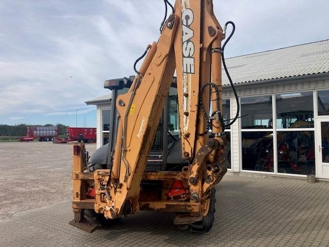 Case 695 SUPER R - Buldoexcavator: Foto 3 Case 695 SUPER R - Buldoexcavator: Foto 3