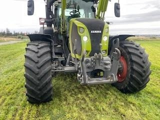 Claas ARION 660 CMATIC - Tractor agricol: Foto 2 Claas ARION 660 CMATIC - Tractor agricol: Foto 2
