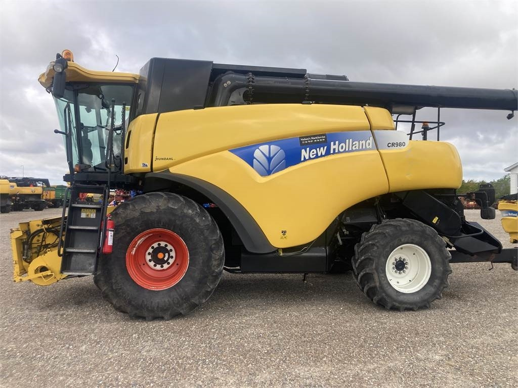 New Holland CR980SLH - Combină de recoltat cereale: Foto 4 New Holland CR980SLH - Combină de recoltat cereale: Foto 4