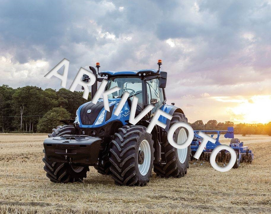 New Holland T7.340 HD AC NEW GEN - Tractor agricol: Foto 1 New Holland T7.340 HD AC NEW GEN - Tractor agricol: Foto 1