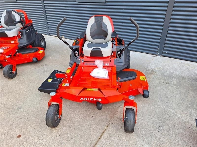 Ariens FORHANDLER - Maşină de tuns iarba: Foto 2 Ariens FORHANDLER - Maşină de tuns iarba: Foto 2