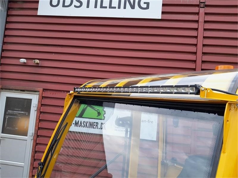 Încărcător articulat Eurotrac W12 med førerhus: Foto 17