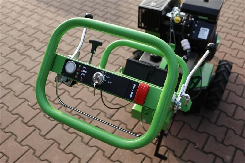 Laski F460E/27 - Taietor de cioturi: Foto 2 Laski F460E/27 - Taietor de cioturi: Foto 2