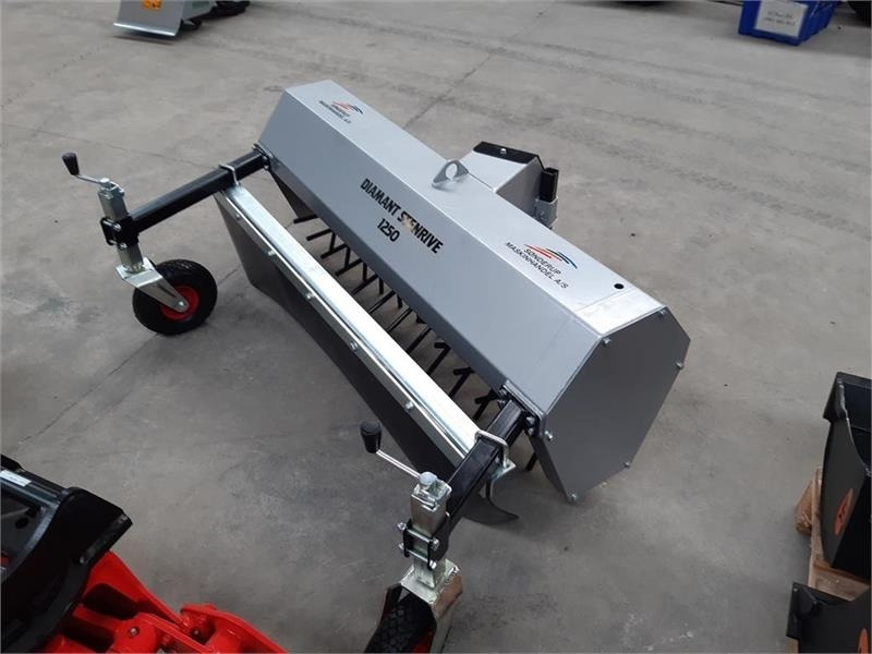 - - - diamant - Maşina comunala: Foto 3 - - - diamant - Maşina comunala: Foto 3