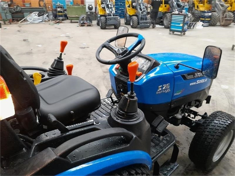 Solis 26 GEAR MASKINE NYT NYT NYT - Tractor comunal: Foto 5 Solis 26 GEAR MASKINE NYT NYT NYT - Tractor comunal: Foto 5
