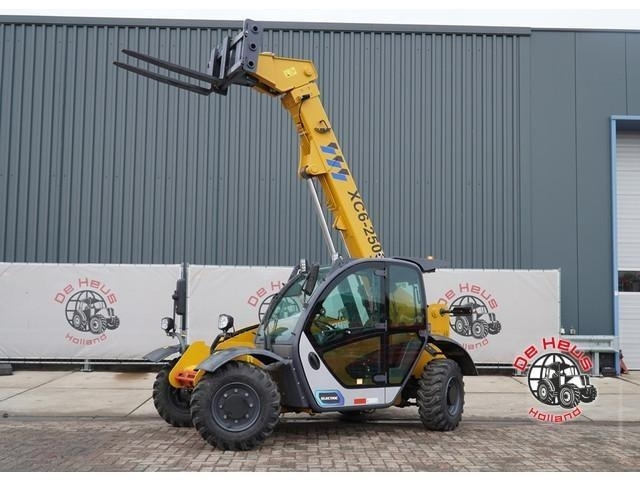 - - - XCMG XC6-2506E - Stivuitor telescopic: Foto 1 - - - XCMG XC6-2506E - Stivuitor telescopic: Foto 1
