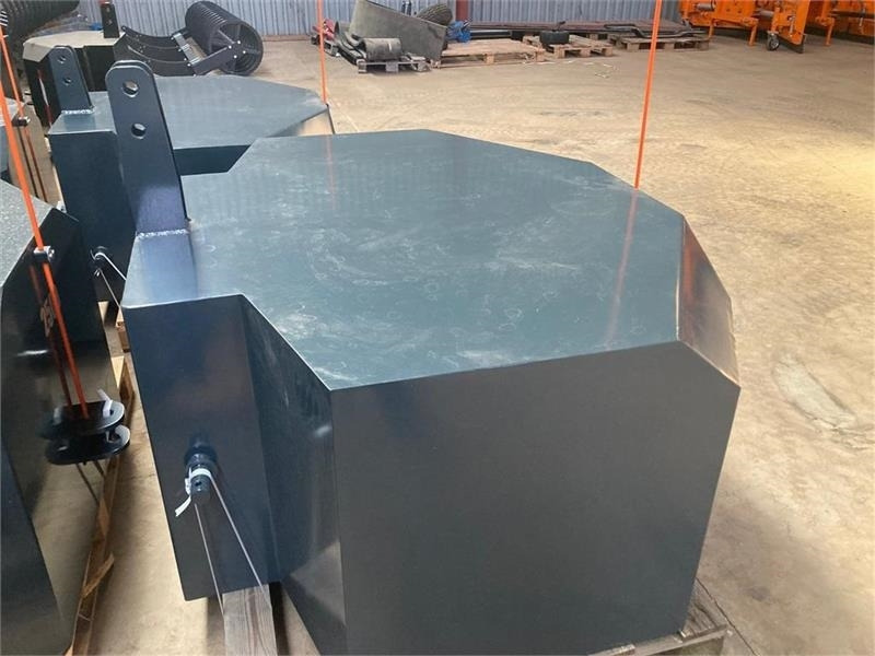 - - - j maskiner 2500KG - Contragreutate: Foto 2 - - - j maskiner 2500KG - Contragreutate: Foto 2