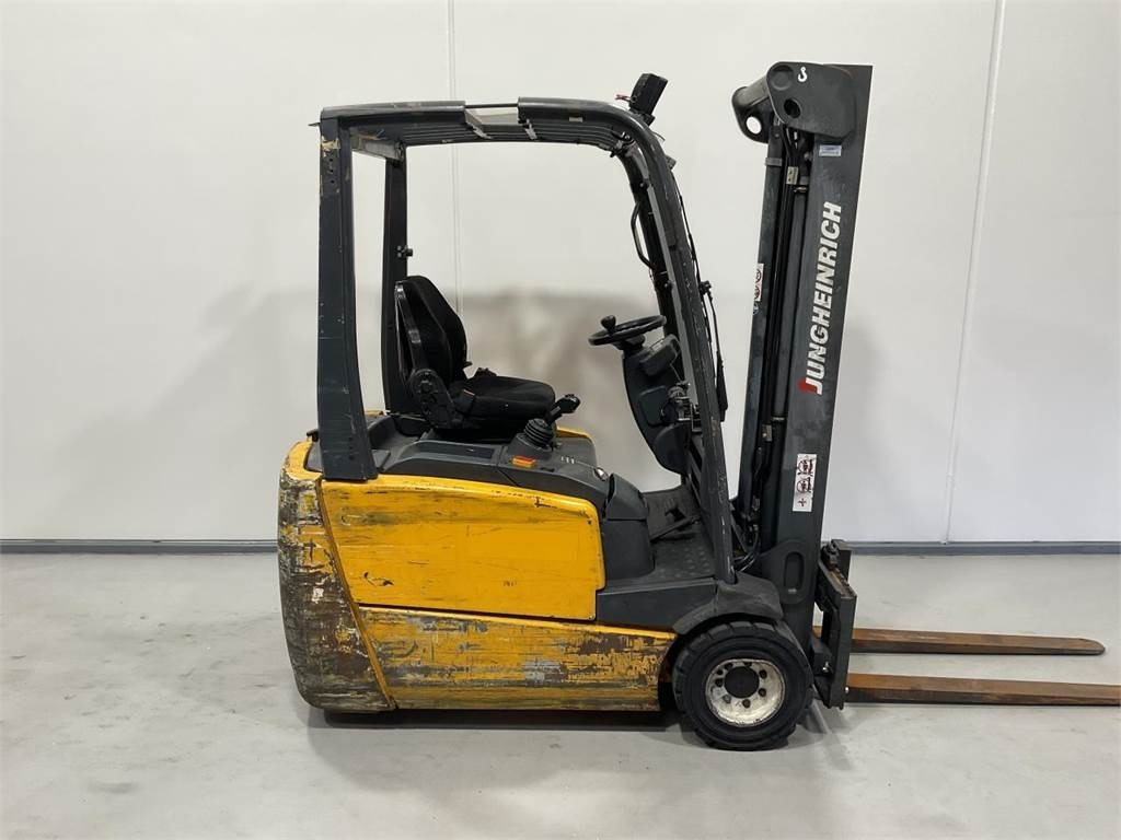 Jungheinrich EFG-DF AC 18 MP - Electrostivuitor: Foto 1 Jungheinrich EFG-DF AC 18 MP - Electrostivuitor: Foto 1