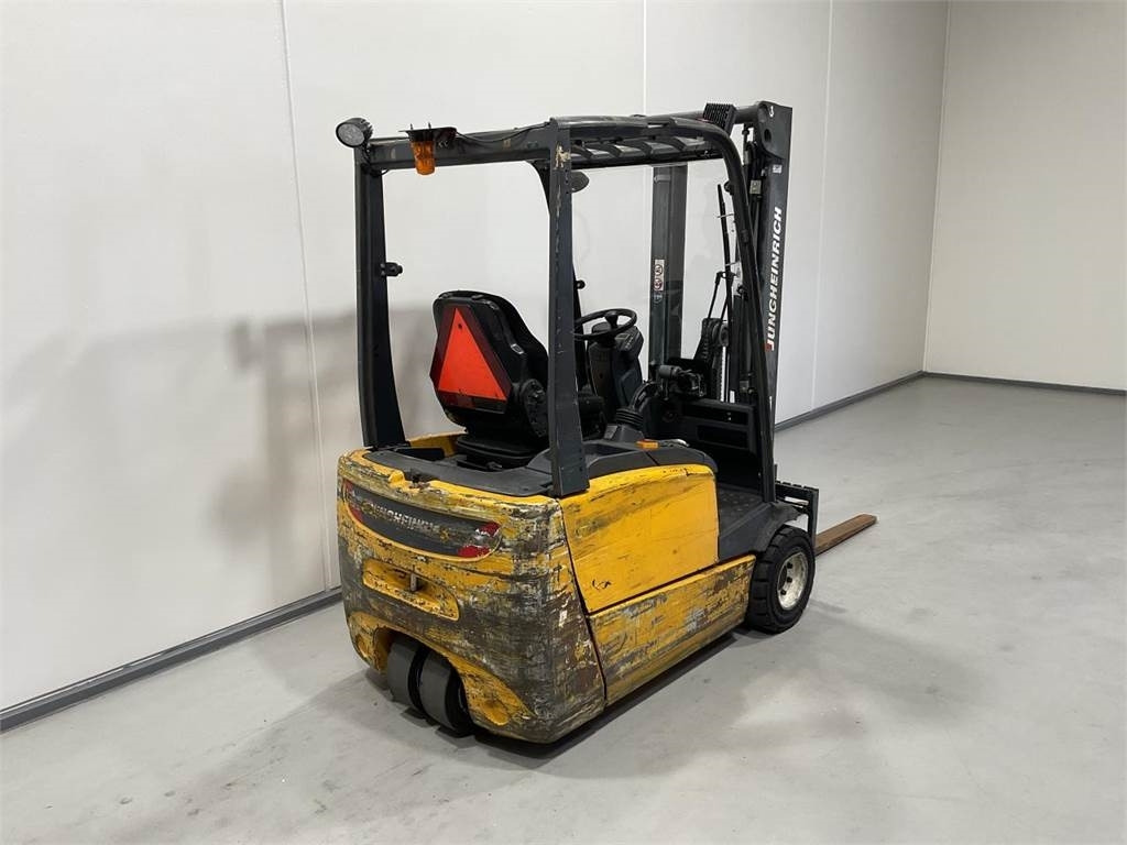 Jungheinrich EFG-DF AC 18 MP - Electrostivuitor: Foto 2 Jungheinrich EFG-DF AC 18 MP - Electrostivuitor: Foto 2