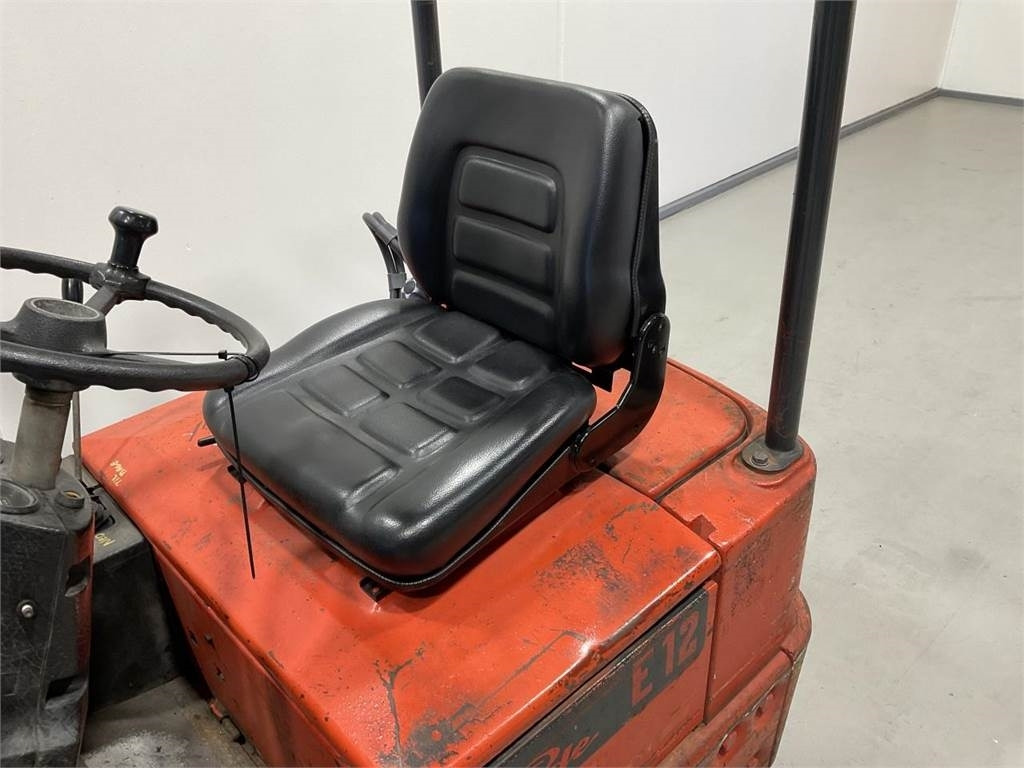 Linde E12 - Electrostivuitor: Foto 5 Linde E12 - Electrostivuitor: Foto 5