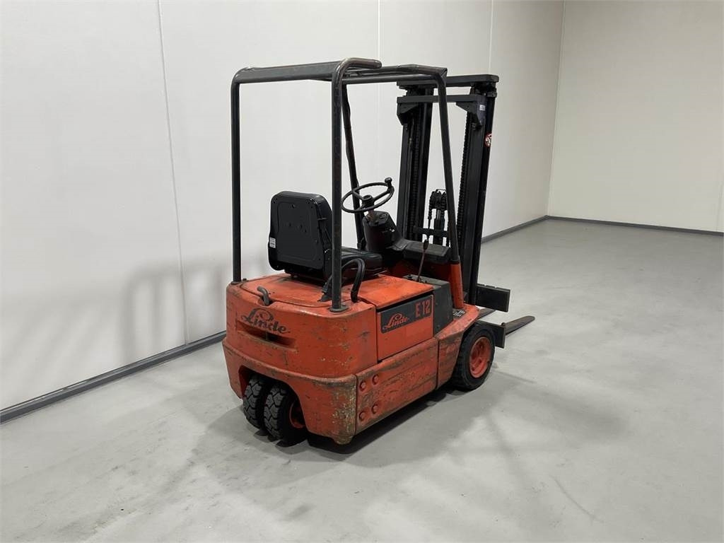 Linde E12 - Electrostivuitor: Foto 2 Linde E12 - Electrostivuitor: Foto 2