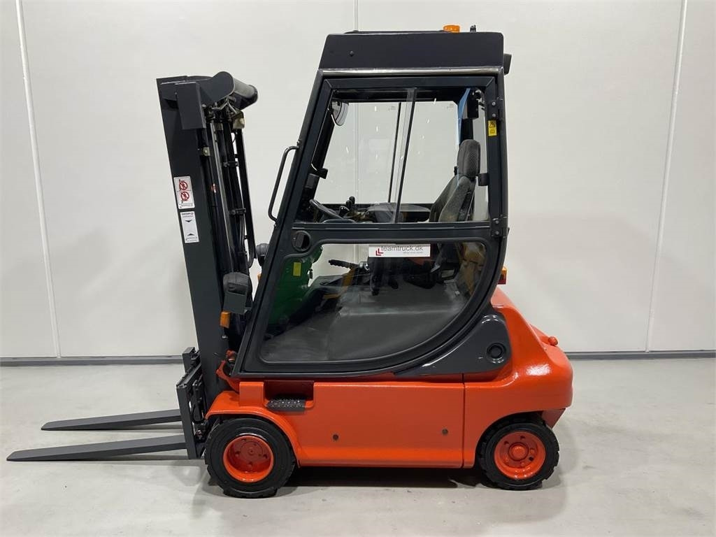 Linde E20P-02 - Electrostivuitor: Foto 3 Linde E20P-02 - Electrostivuitor: Foto 3