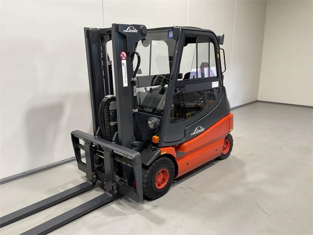 Linde E25P - 02 - Electrostivuitor: Foto 4 Linde E25P - 02 - Electrostivuitor: Foto 4