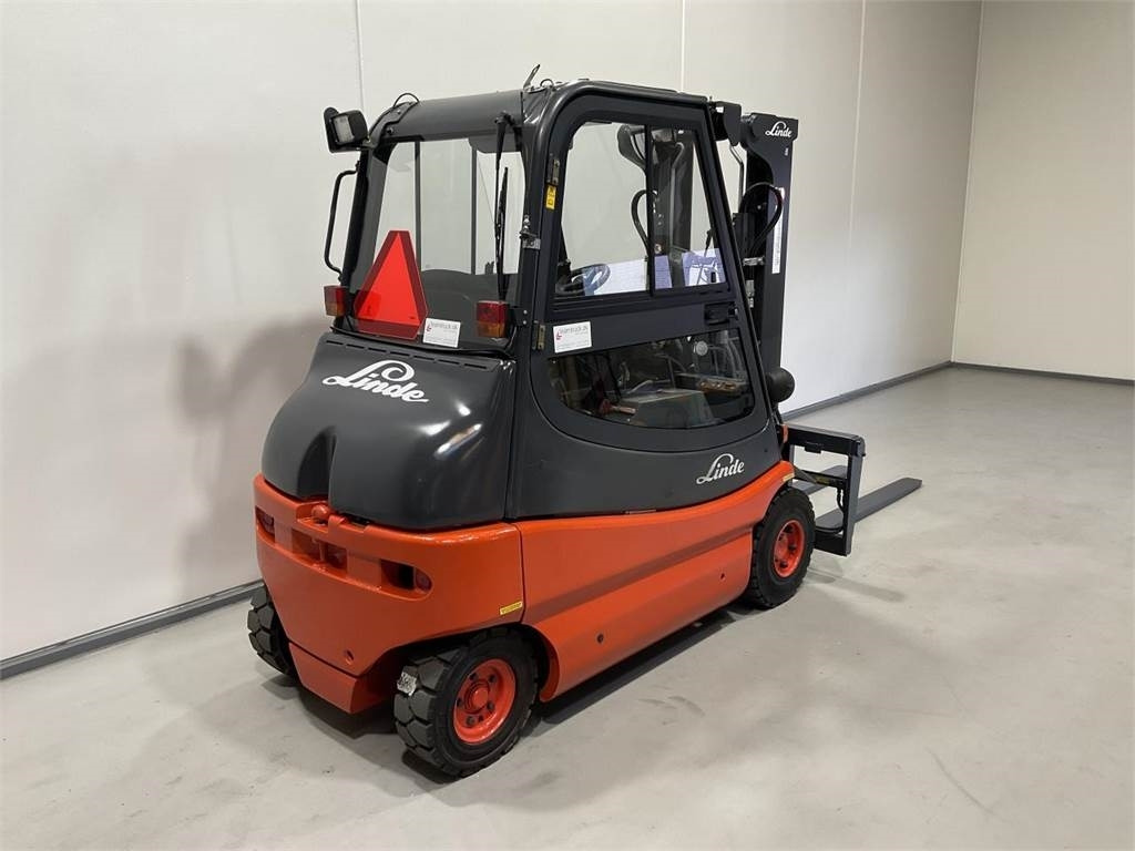 Linde E25P - 02 - Electrostivuitor: Foto 2 Linde E25P - 02 - Electrostivuitor: Foto 2