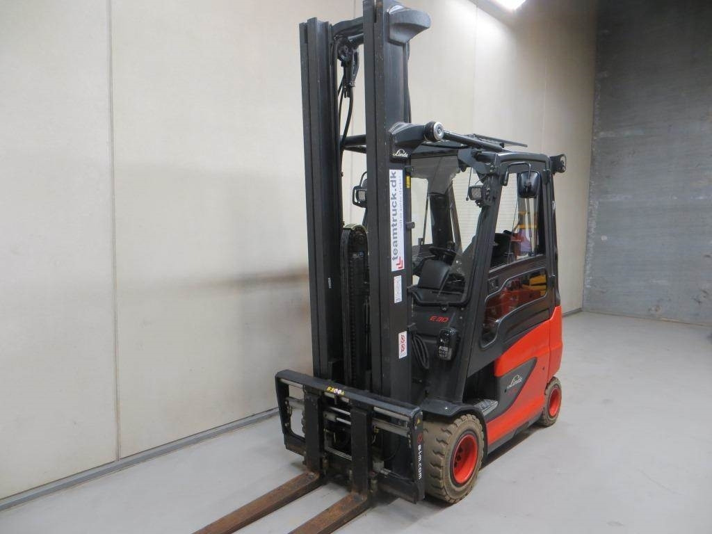 Linde E30H-01/600 - Electrostivuitor: Foto 3 Linde E30H-01/600 - Electrostivuitor: Foto 3