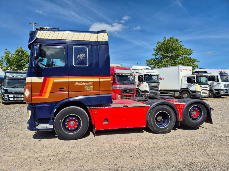 DAF XF 530 // Big Hydraulic // special interior - Cap tractor: Foto 2 DAF XF 530 // Big Hydraulic // special interior - Cap tractor: Foto 2
