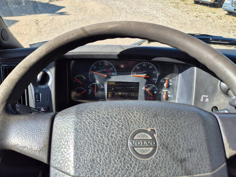 Cap tractor Volvo FM 300 // 4x2 // Manuel: Foto 14 Cap tractor Volvo FM 300 // 4x2 // Manuel: Foto 14