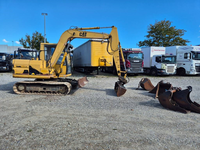 Cat 307 with extra buckets - Mini excavator: Foto 4 Cat 307 with extra buckets - Mini excavator: Foto 4