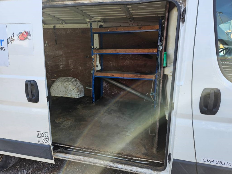 Citroën Jumper 30 2,2 HDi 130 Box - Autoutilitară compactă: Foto 5 Citroën Jumper 30 2,2 HDi 130 Box - Autoutilitară compactă: Foto 5