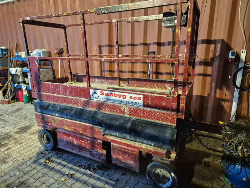 Grove 6-10 meter 2 persons lift - Platforma foarfeca: Foto 1 Grove 6-10 meter 2 persons lift - Platforma foarfeca: Foto 1