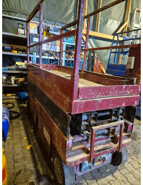 Grove 6-10 meter 2 persons lift - Platforma foarfeca: Foto 4 Grove 6-10 meter 2 persons lift - Platforma foarfeca: Foto 4