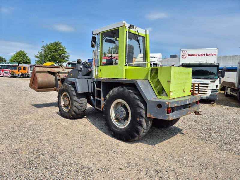 O & K L15 With bucket and quickshift - Încărcător frontal pe pneuri: Foto 3 O & K L15 With bucket and quickshift - Încărcător frontal pe pneuri: Foto 3