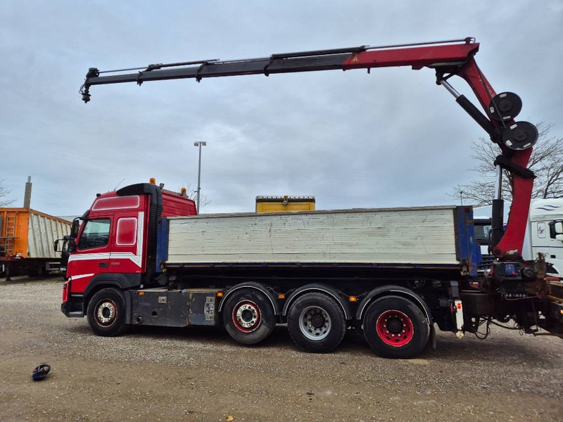 Volvo FMX 500 8x4/4 // HMF 2120 K4 // 3 side tipper - Camion cu macara: Foto 3 Volvo FMX 500 8x4/4 // HMF 2120 K4 // 3 side tipper - Camion cu macara: Foto 3
