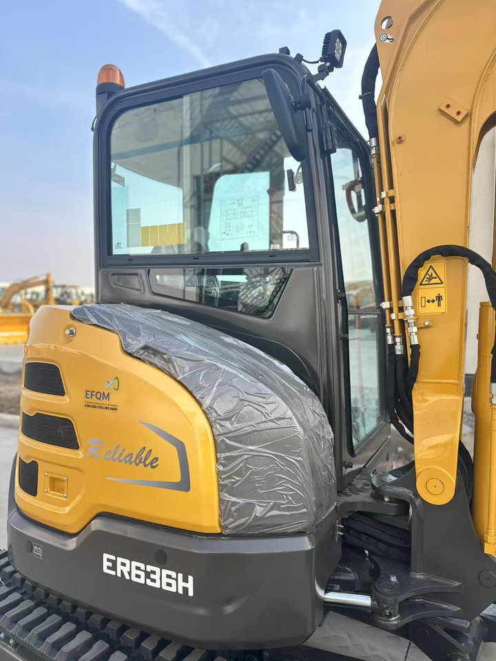 Leasing de SDLG ER636H SDLG ER636H: Foto 12
