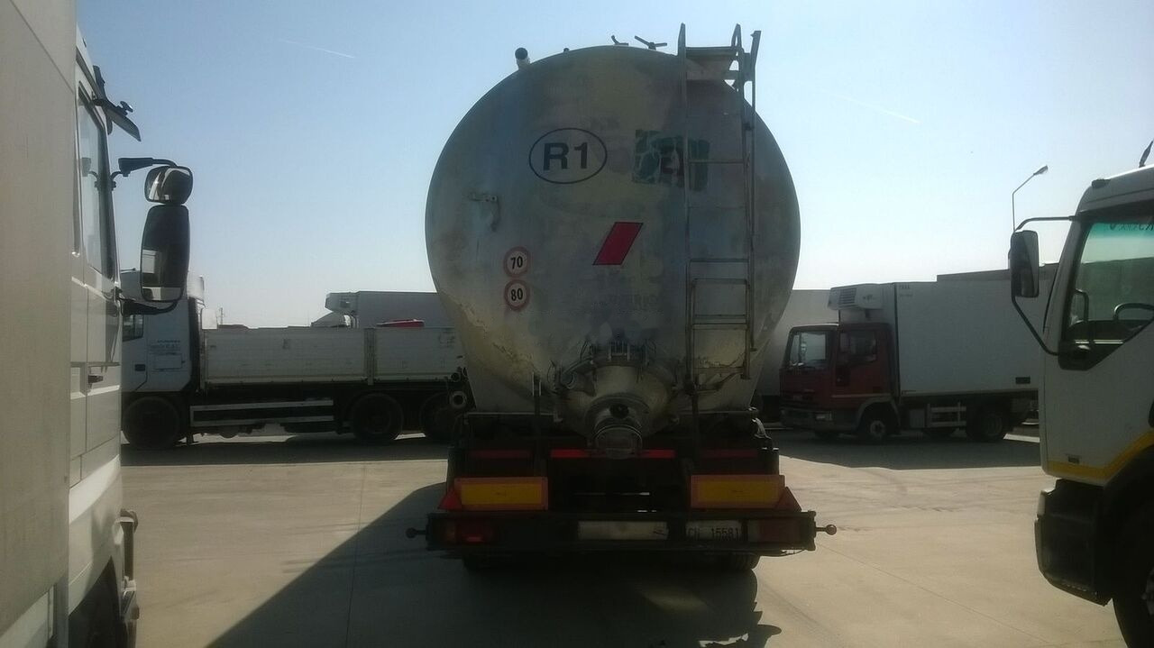 Piacenza S36 H2 T56 - Semiremorcă siloz: Foto 3 Piacenza S36 H2 T56 - Semiremorcă siloz: Foto 3